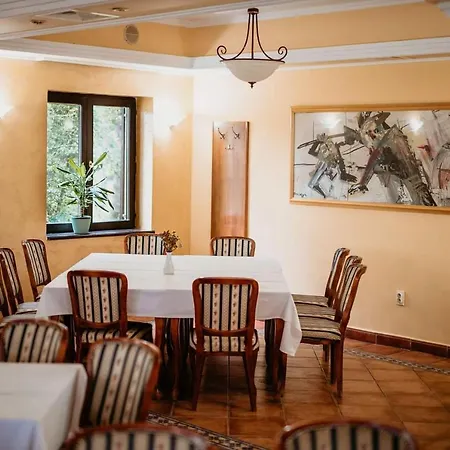 Otel Restoran Lovac